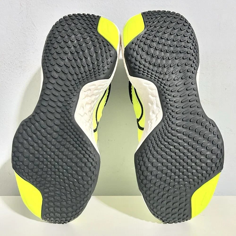 Nike ZoomX Invincible Run Flyknit “Volt” Men’s Size 10 Running Shoes